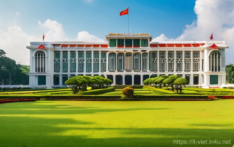 베트남 호치민 독립 궁전 - **Prompt 1: Independence Palace Exterior and Lush Gardens**
    A grand, wide-angle shot of the Inde...